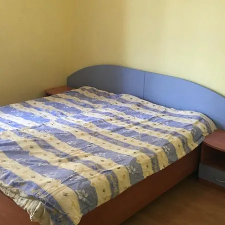 Самостоятелен Апартамент В Затворен Комплекс Apartament *
