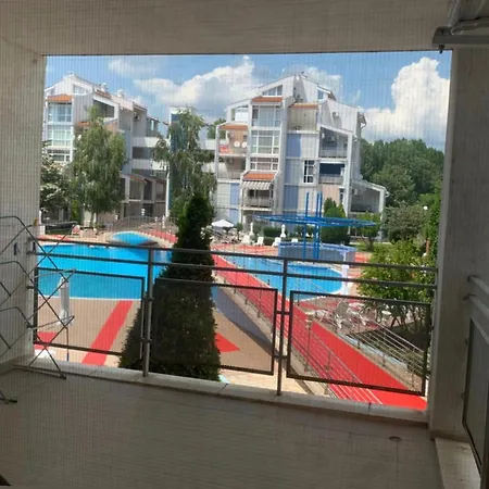 Apartament Самостоятелен Апартамент В Затворен Комплекс Sunny Beach